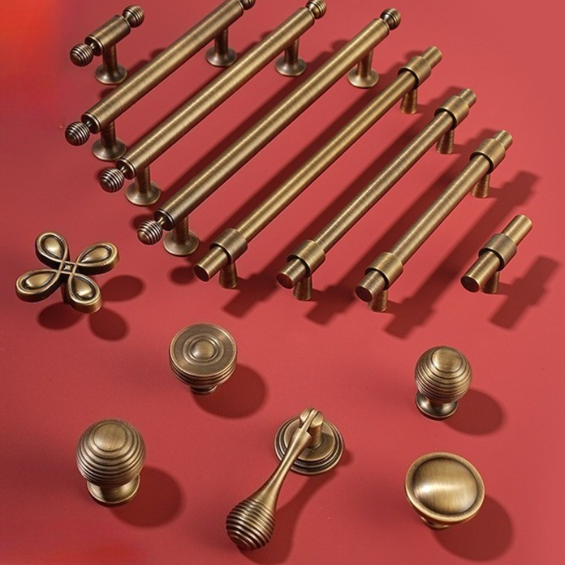 Furniture Hardware High End - High End massief messing kasthandvat antiek