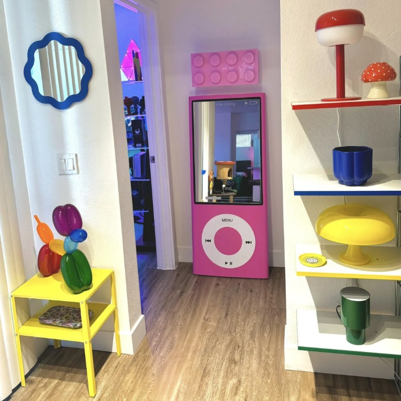 Furniture Hardware Shop - Retro spiegel over de volle lengte