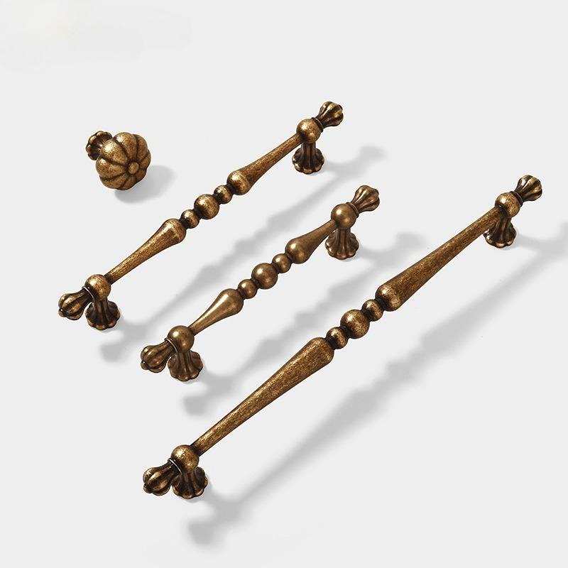 Lichte luxe kledingkasthandvat - Furniture Hardware High End recensie en prijs