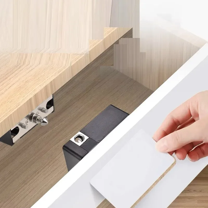 Tuya Smart Kastdeurslot Keyles - Furniture Home Hardware recensie en prijs